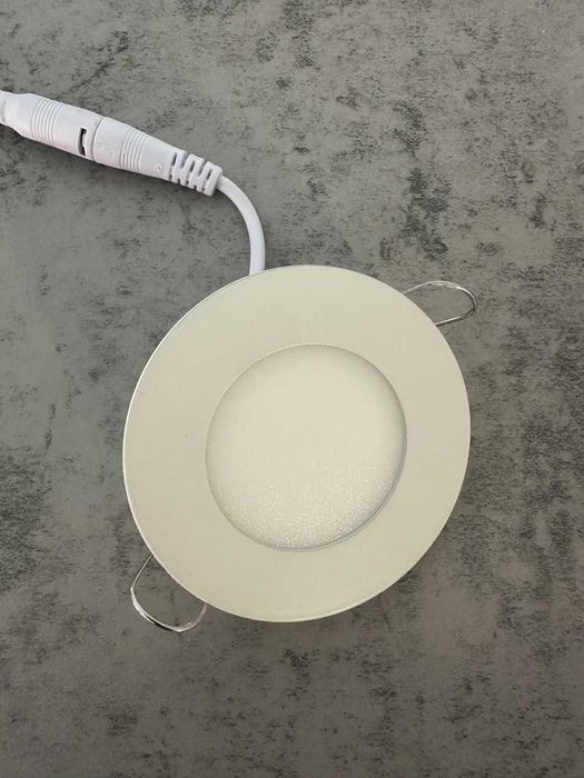Lote de 42 painéis de encastrar LED ARON 3W branco quente 3000K