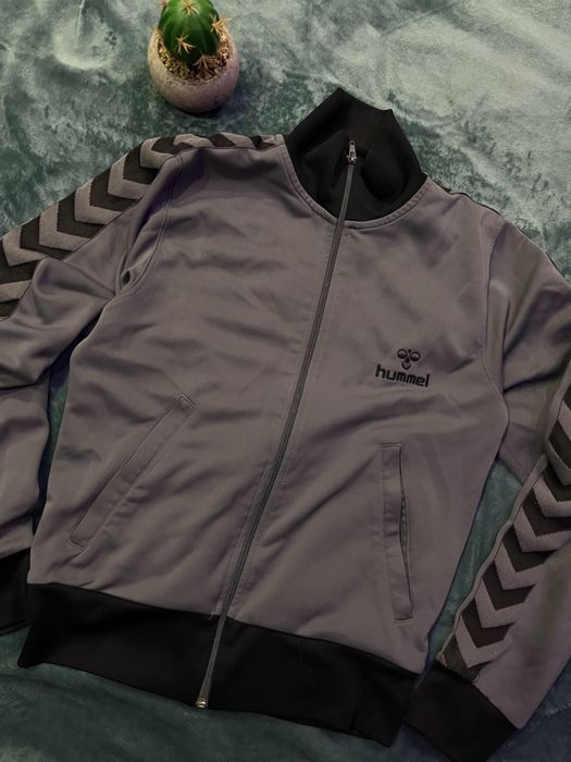 Кофта від Hummel