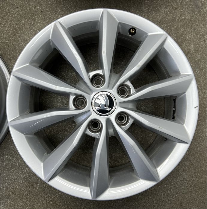 Диски R16 5 112 et46 J6.5 Оригінал Skoda Octavia a7 a5 шкода