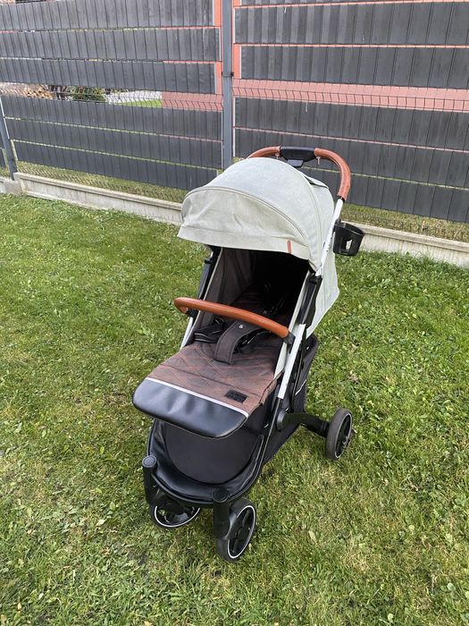 Wózek spacerowy Carello Astra