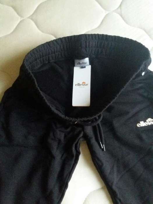 Spodnie dresowe Ellese rozm.38 Nowe