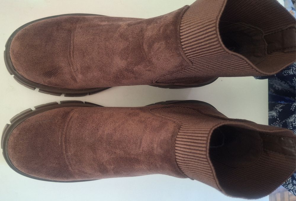 Botki brązowe zamsz roz. 38