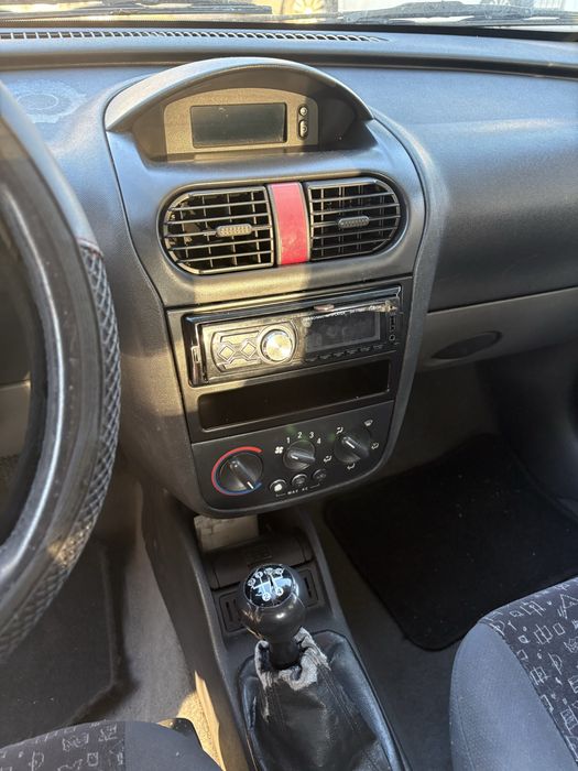 Corsa 2002  Econômico