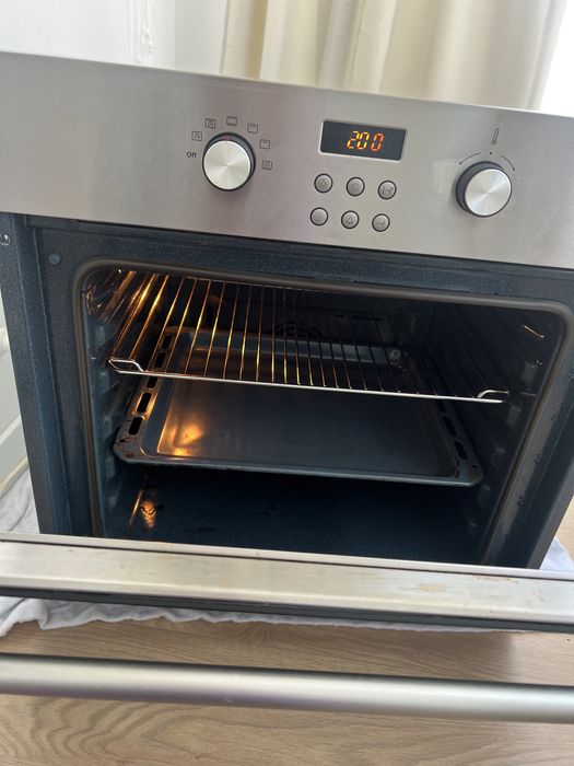 Продам духову шафу Самсунг