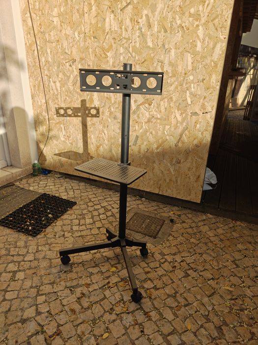 Suporte TV impecável