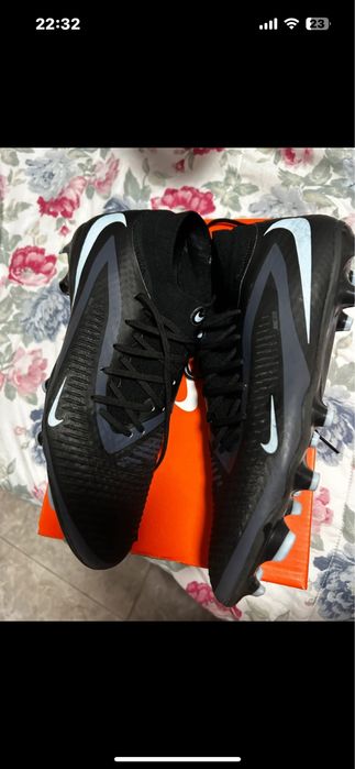 Chuteiras Nike Phantom Academy DF FG