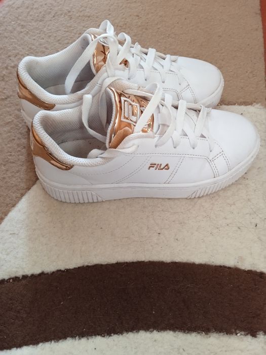 Кросівки Filla...