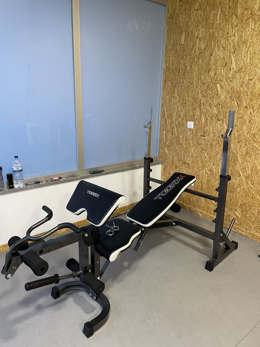 Maquina ginasio com varias funcoes