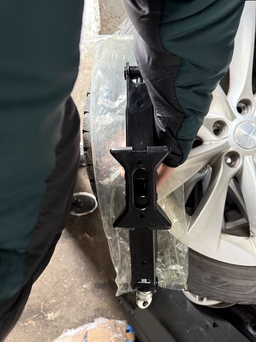 Домкрат Toyota!!