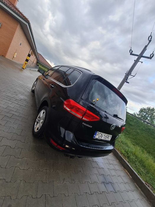 VW TOURAN FULL LED kamera hak panorama 2.0 150km automat