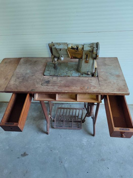 Máquina costura Singer