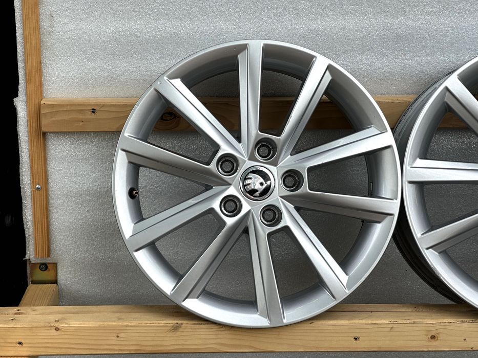 диски SKODA R17 7J ET49 5X112 Dia57.1