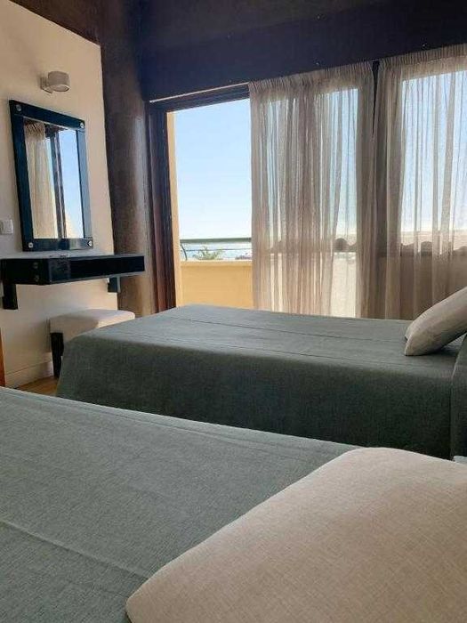 Apart T2 Monte Gordo c/Vista mar e Garagem - 1 linha da praia
