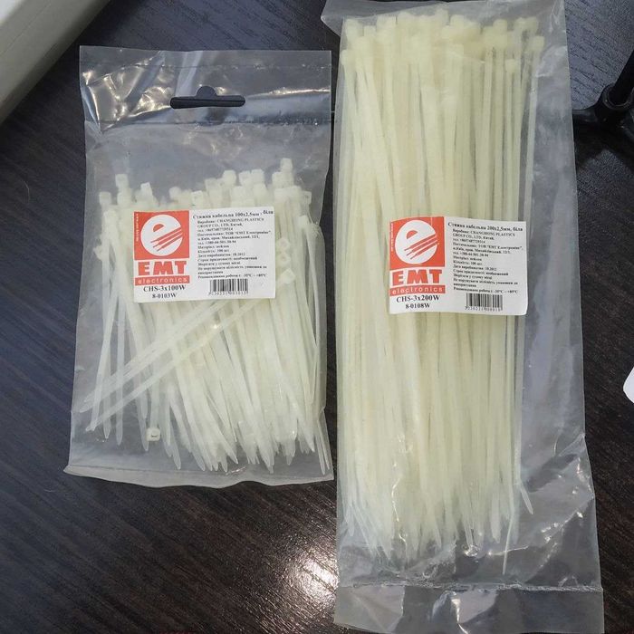 два пакети пластикових стяжок (хомутів) EMT electronics