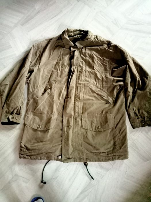 Осіння чоловіча куртка