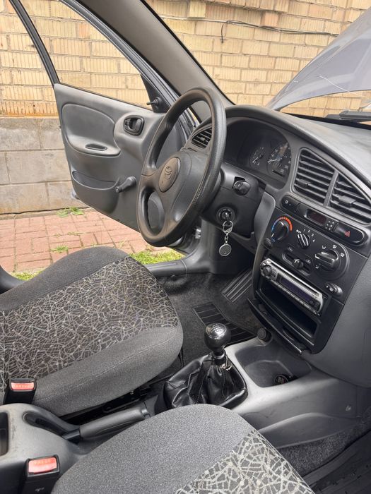 Продається машина Lanos