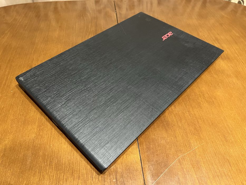 Сенсорный ноутбук 15.6" Acer Aspire E15 на Intel i5-5200U с 8ОЗУ / SSD
