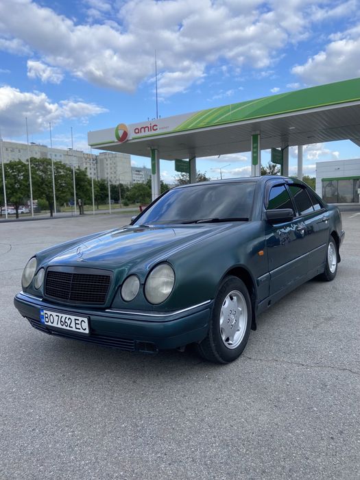 Mercedes w210 на автомате,газ/бензин