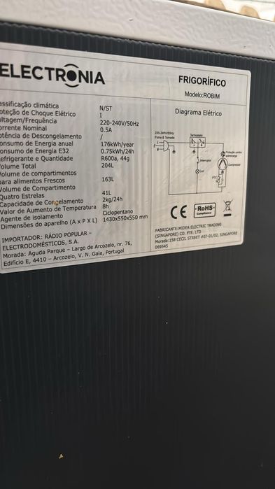 Frigorífico eletrónica com pouso uso
