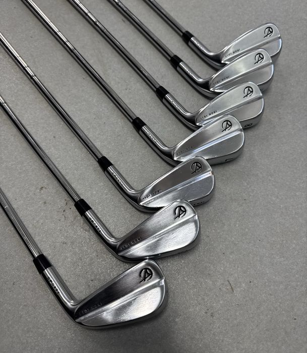 Set Ferros Takomo 101T (4-Pw)