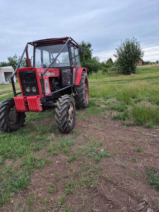 Ciągnik rolniczy MTZ 82