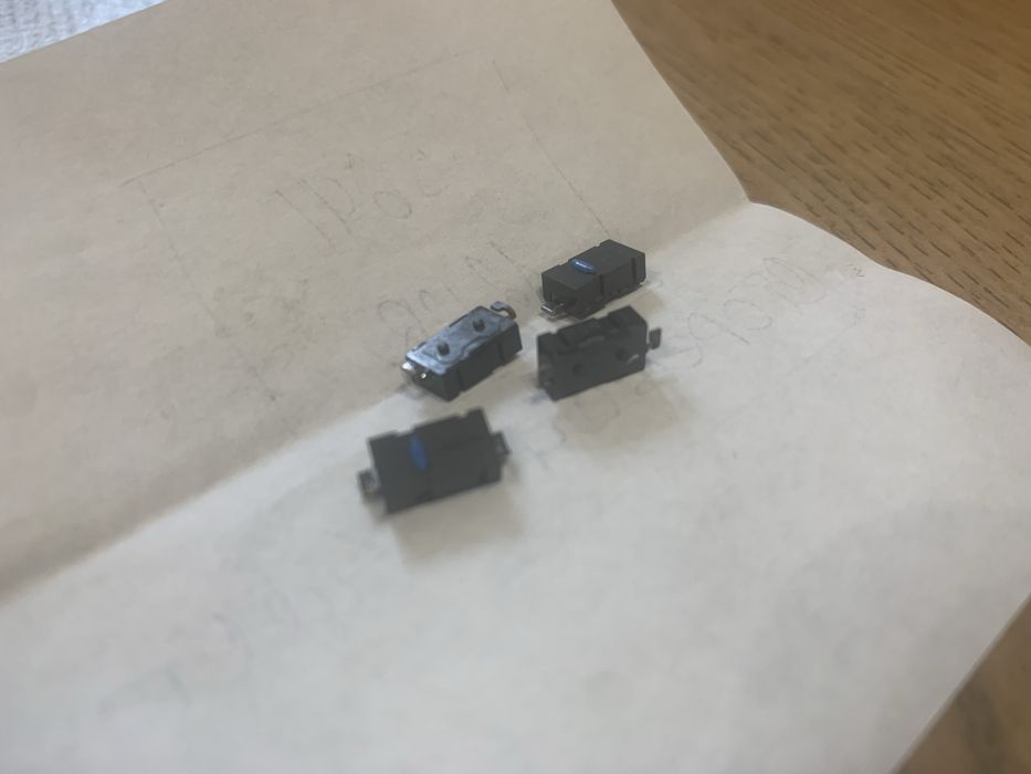 Мікрокнопки Omron — комплект 4 шт