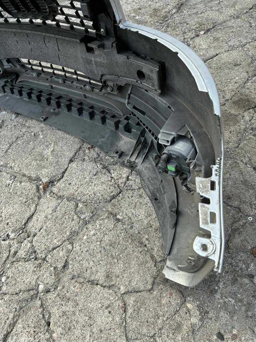 zderzak przód przedni audi a3 8p lift 08-12 sline LX7W