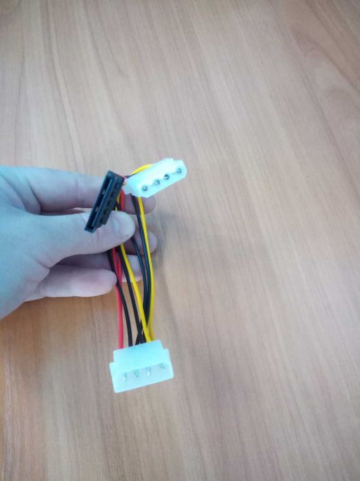 Кабель-разветвитель питания Molex to 1 шт. Molex + 1 шт. SATA