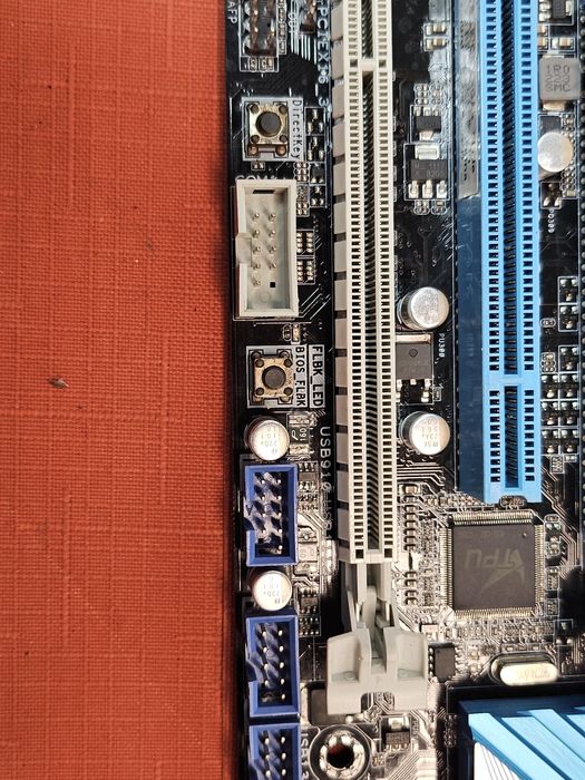 Płyta główna ASUS P9X79 LE, Intel Xeon E5-1620