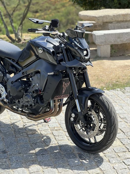 Yamaha MT-09 CP3 - AKRAPOVIC