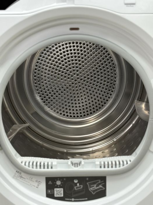 ПРЕМІУМ СУШКА AEG T9DE77685 / 8 кг / A+++ / AbsoluteCare / Тепловий насос