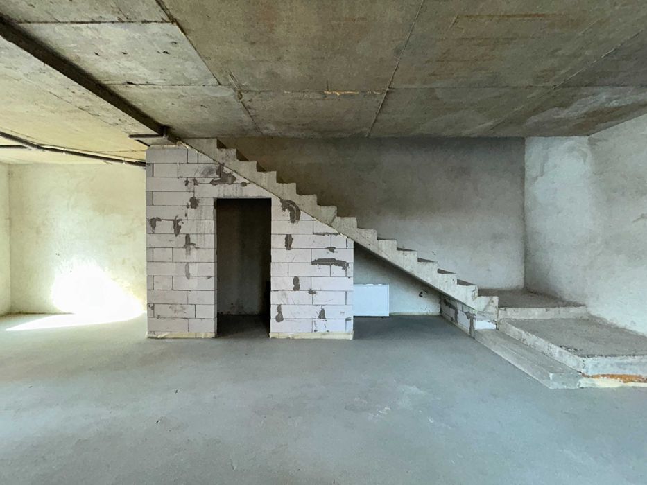 Двоповерхові котеджі в Поляні. Продаж. Нерухомість.