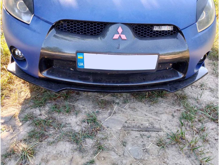 Универсальная передняя Lip накладка DPT V-1 ABS-пластик черный глянец