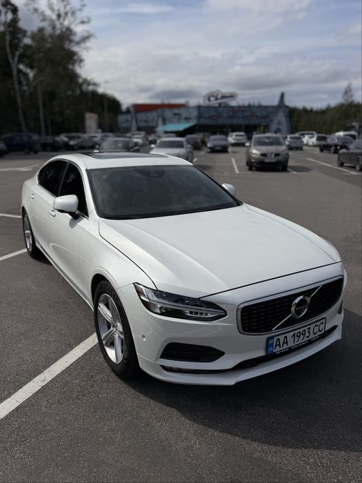 Продам Volvo S90 long версія 2017р, Т5, Momentum Pro