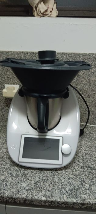 Bimby tm6 praticamente nova