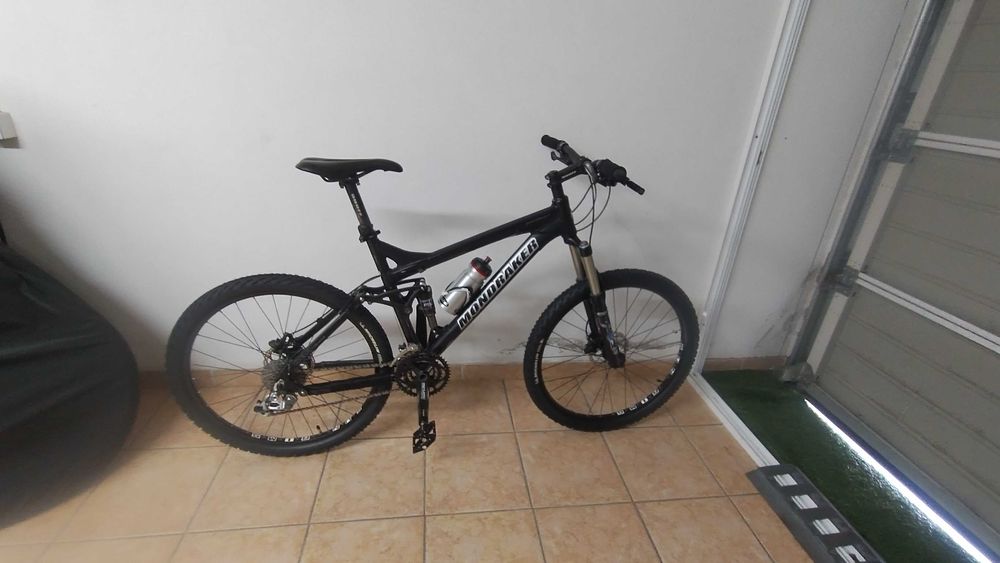 Bicicleta Mondraker Factor