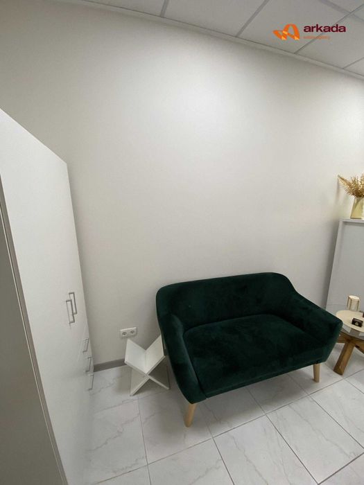 Оренда кабінуту в центрі біля Ратуші