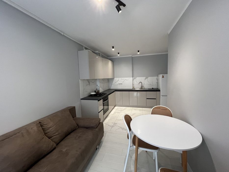 Оренда стильної "ОДНОДВУШКИ" в центрі!