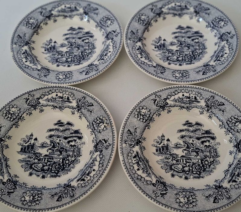 4 Pratos Sopa vintage, com padrão Cavalinho cor azul, Fábrica Sacavém