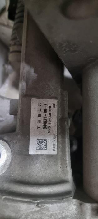 Caixa direção TESLA