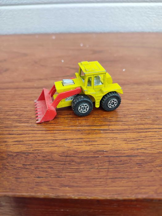 Resorak Matchbox no.29 Ładowarka - tractor