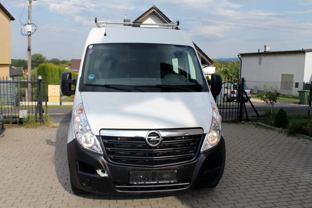 Opel BRYGADOWY OPEL 6 MIEJSCOWY BEZWYPADKOWY  BEZWYPADEK BRYGADÓWKA 6 MIEJSC klima stan bdb 2299cm 130 koni .