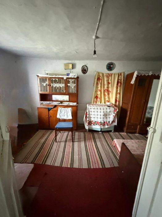 Продаж будинку с.Озерне. Білоцерківський район.