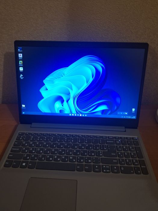 Ноутбук Lenovo IdeaPad S145-15IKB Intel i3 SSD 512GB