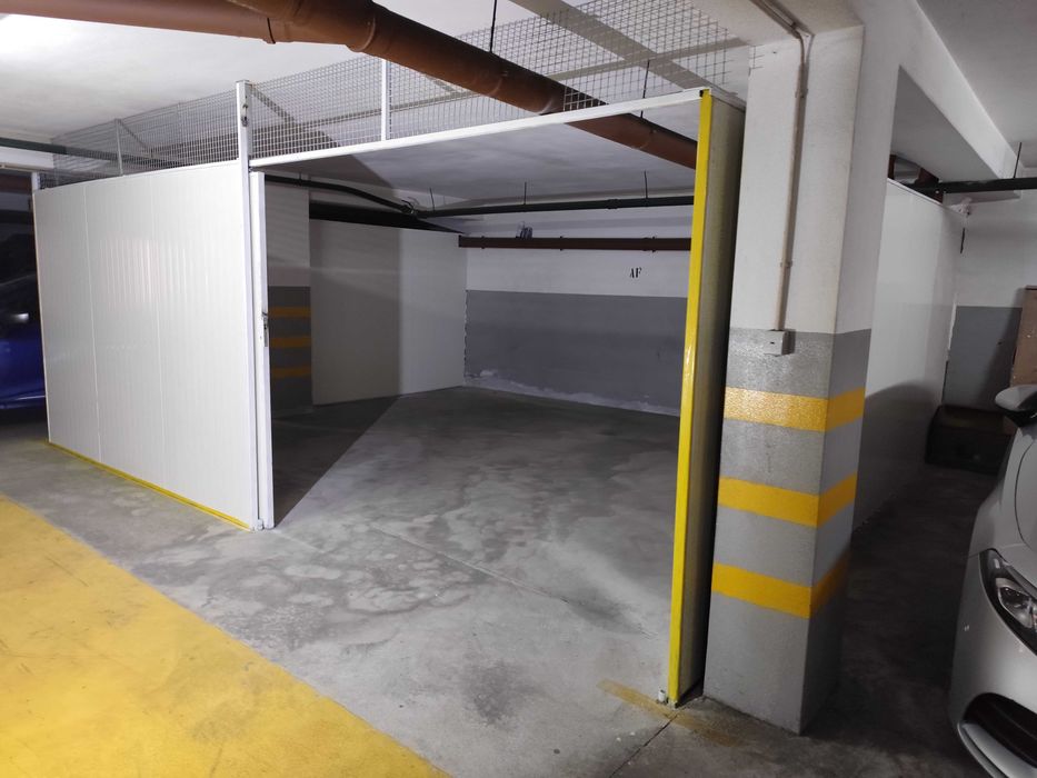 Armazém 28m2 Arrecadação Self Storage Arrumo Box - Gaia