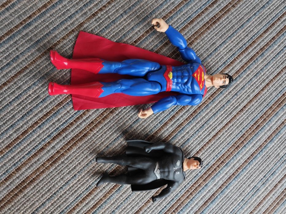Bonecos "Super-Homem"