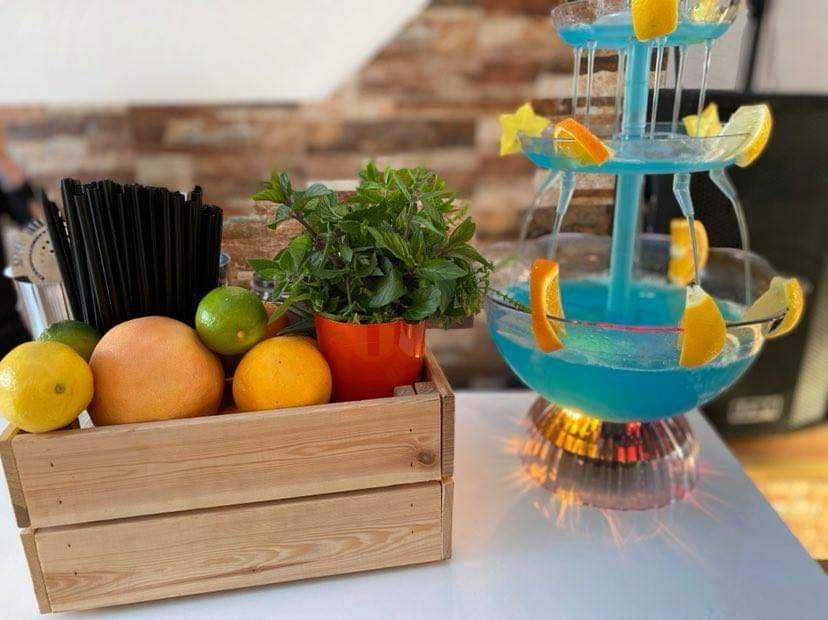 Barman na wesele - Mobilny drink bar - Taniech w chmurach - Napis LOVE