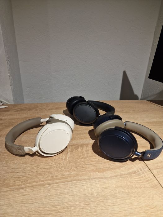 Повнорозмірні бездротові навушники Sennheiser Momentum 4 Wireless