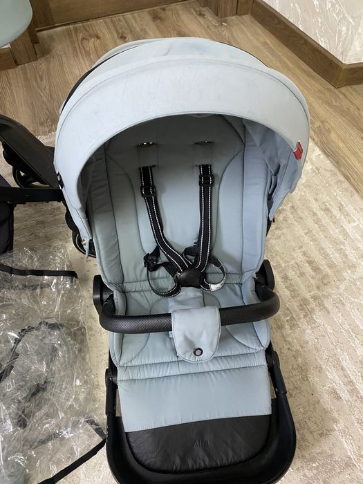 продам коляску Carrello Alfa 2 in 1