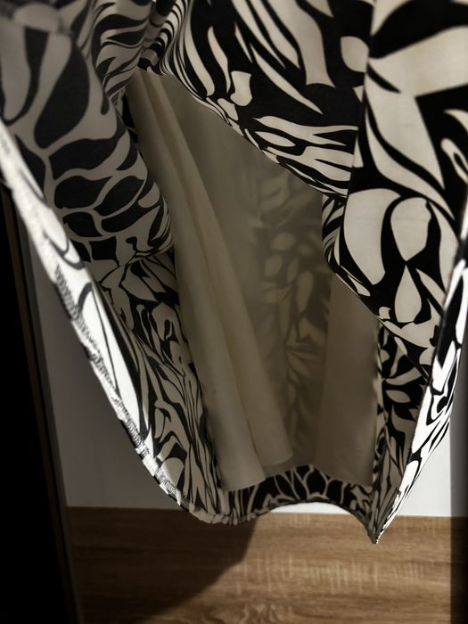 Sukienka rozm. 40 ANNHELEN